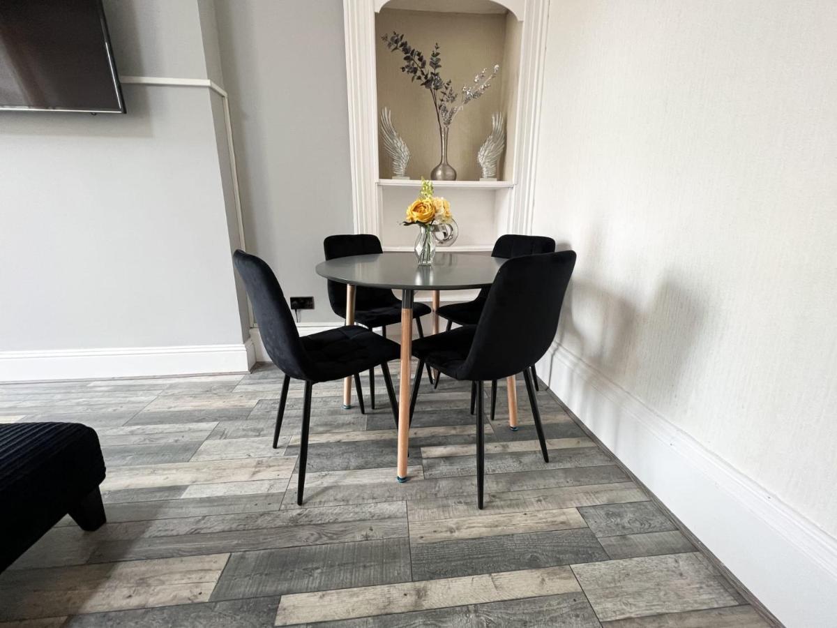 Premium 2Br Flat In The City Centre 글라스고 외부 사진